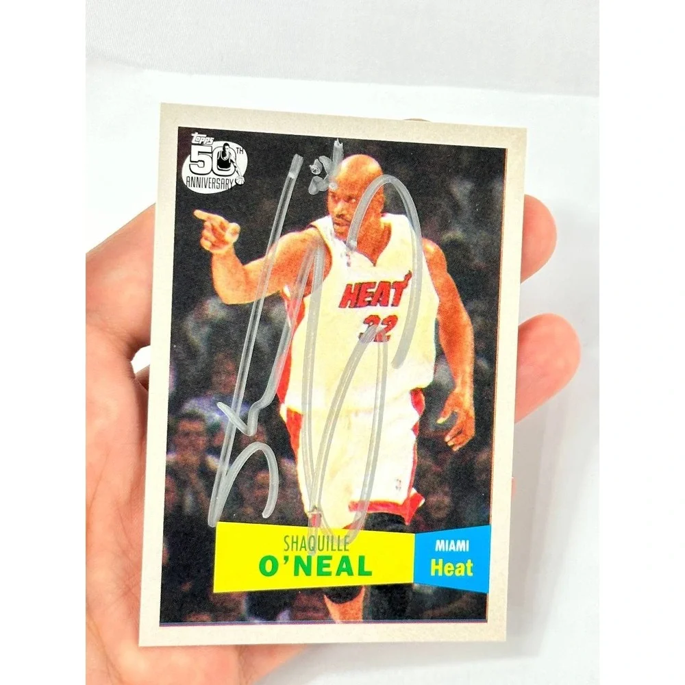 Shaquille O'Neal Hand Signed 2007-08 Topps 50th Anniversary #32 Miami Heat